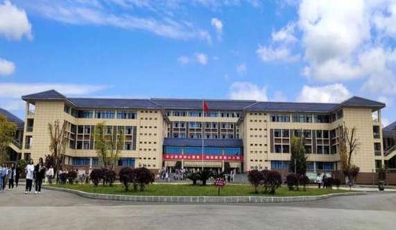 达州职业技术学院2024年单招和高考录取线,单招培训建议!