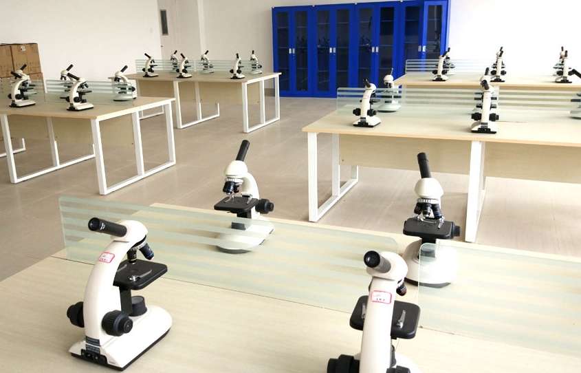 乐山市医药科技高级技工雷竞技官网竞猜
2025 年春招报名电话等你来
